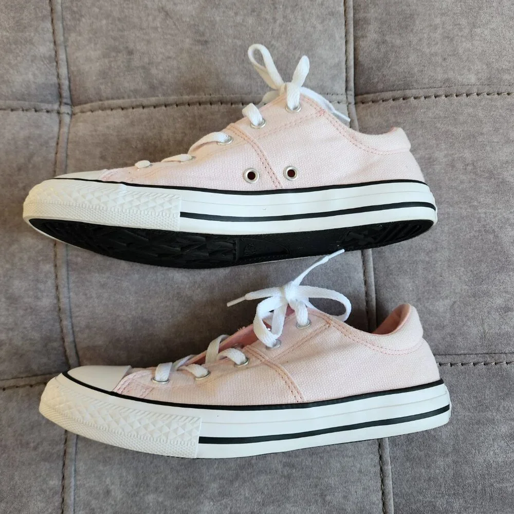 Converse Chuck Taylor All Star Madison Sneaker Junior Size 4